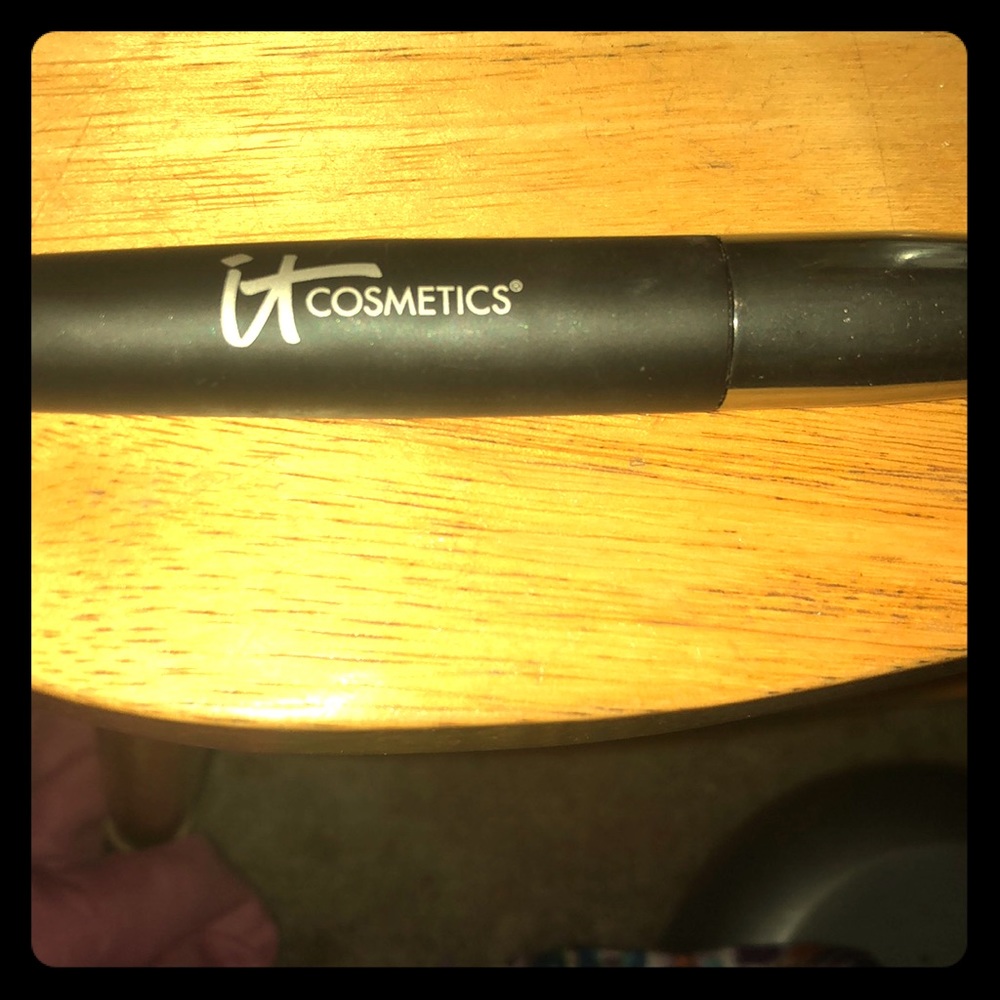 It cosmetics mascara